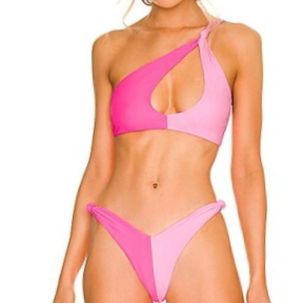 New Revolve Lovers and Friends Jordy Top(S) and matching bikini bottoms Sz L